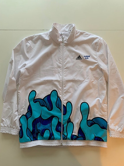 Product image 1 of 2