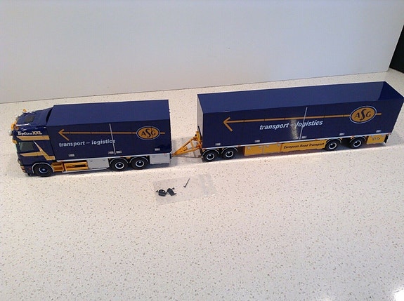 Product image 2 of 8