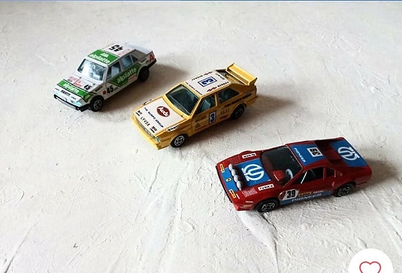 Product image 1 of 2