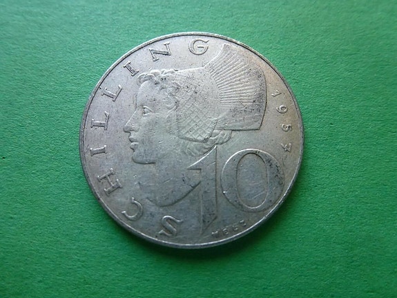 Product image 1 of 2