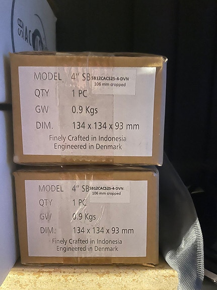 Product image 1 of 3