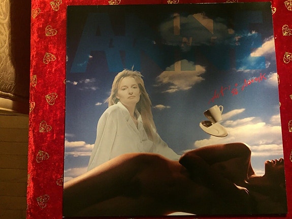 Product image 1 of 3