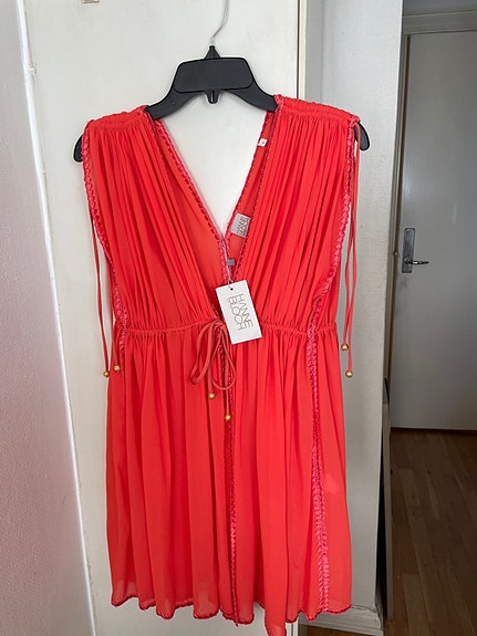 Product image 1 of 8