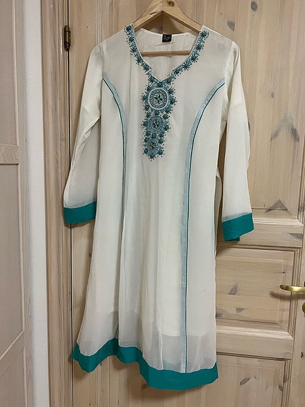 Product image 1 of 6