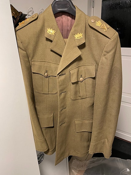 Product image 1 of 4