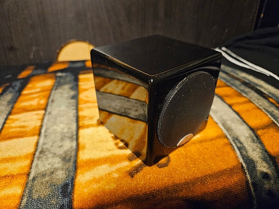 Product image 1 of 7