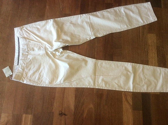 Product image 1 of 8