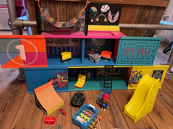 Product image 1 of 4