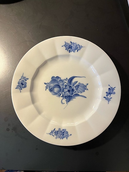 Product image 1 of 8