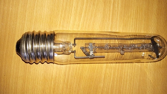 Product image 1 of 3