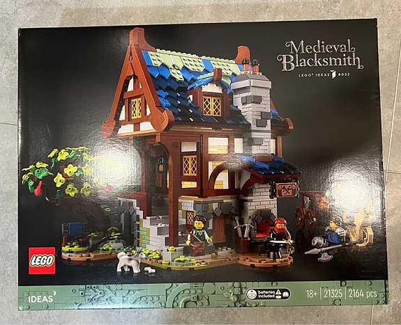 Product image 1 of 2