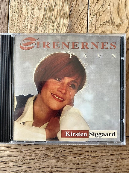 Product image 1 of 3