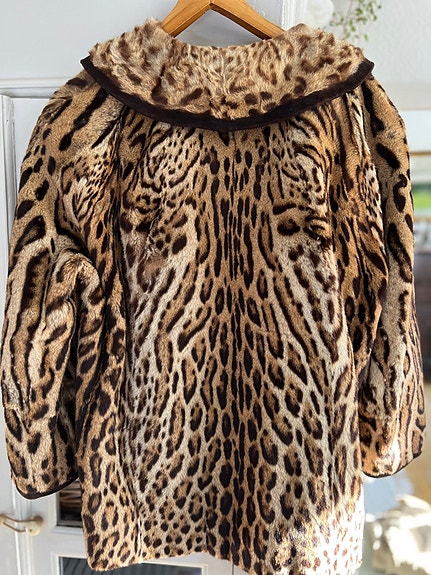 Product image 1 of 8