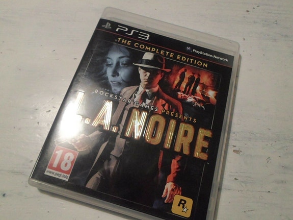 Product image 2 of 4