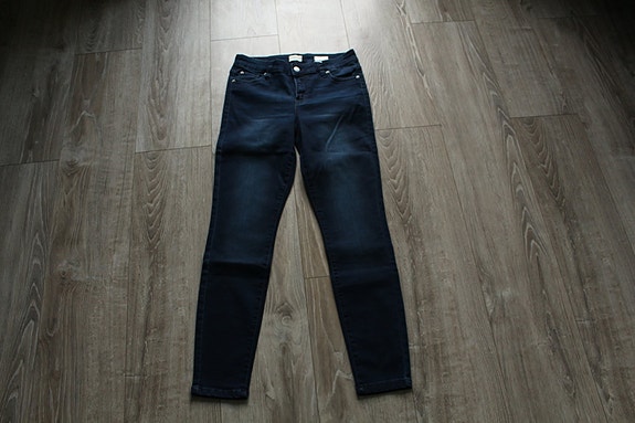 Product image 1 of 7