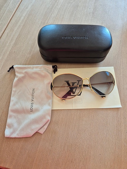 Product image 1 of 8