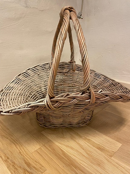 Product image 1 of 8