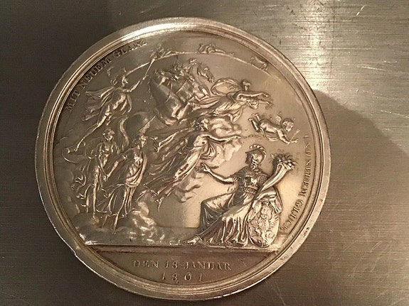 Product image 1 of 4