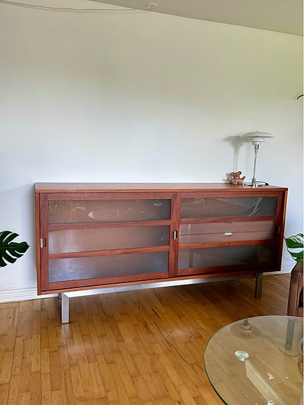 Product image 1 of 8