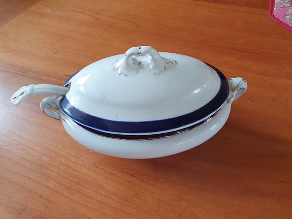 Product image 1 of 3