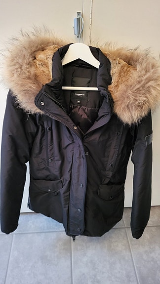 Product image 1 of 7