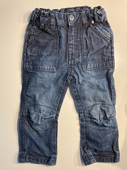 Product image 1 of 2