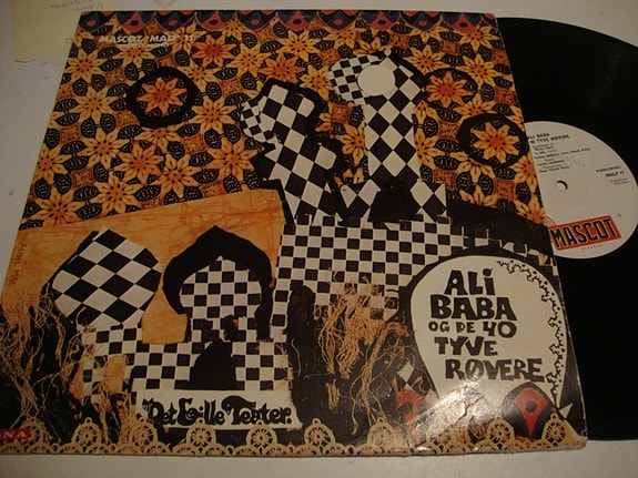 Product image 1 of 2