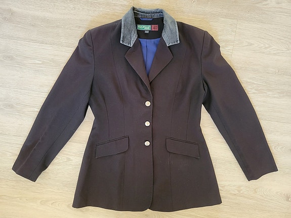 Product image 1 of 4