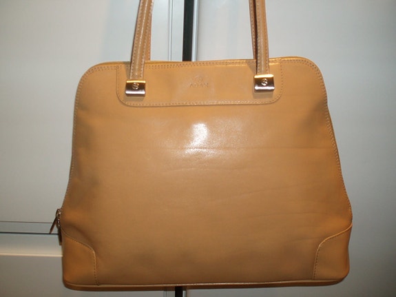 Product image 1 of 8