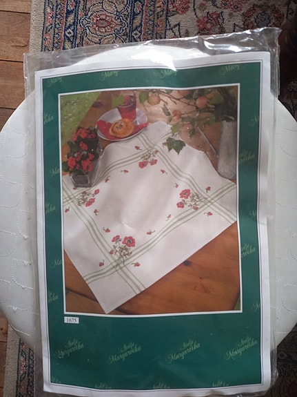 Product image 1 of 2