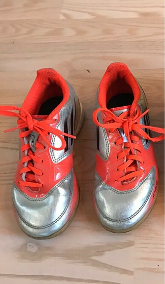 Product image 1 of 4