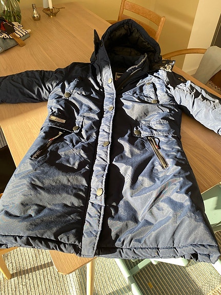 Product image 1 of 7