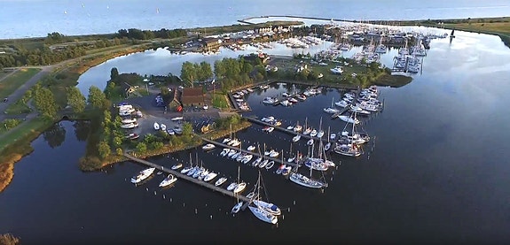 Product image 1 of 7