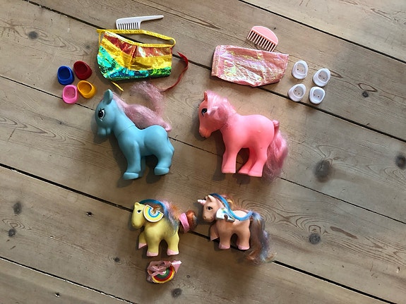 Product image 1 of 4