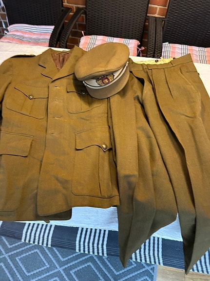 Product image 1 of 4