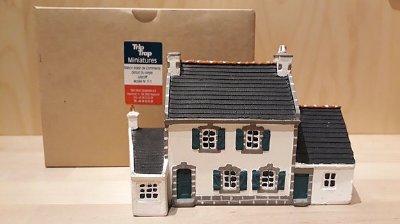 Product image 1 of 9