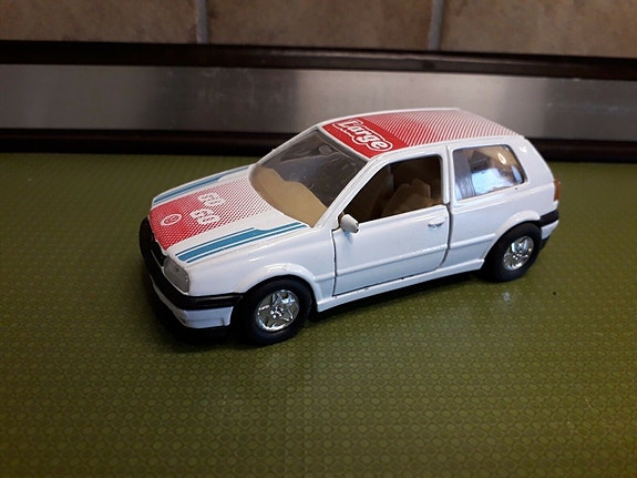 Product image 1 of 6