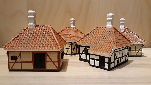 Product image 1 of 8