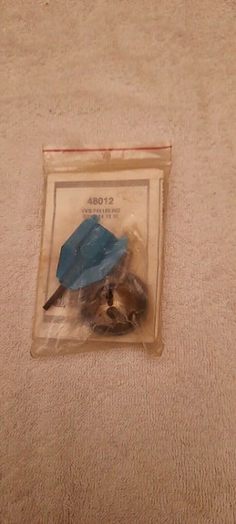 Product image 1 of 3