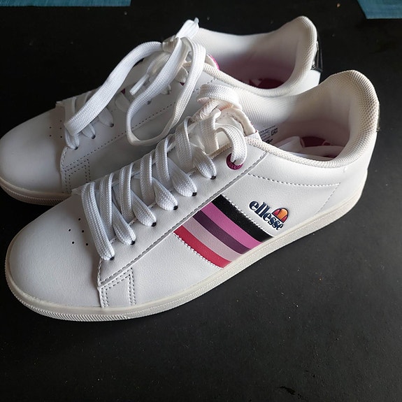 Product image 1 of 8