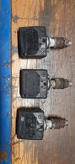 Product image 1 of 3