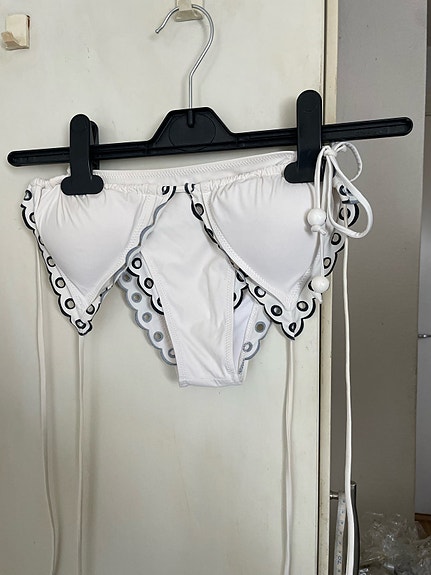 Product image 1 of 8