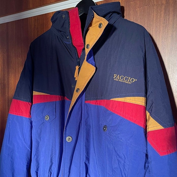 Product image 1 of 8