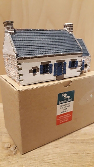 Product image 1 of 8