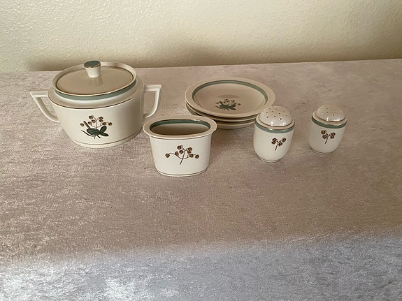 Product image 1 of 8