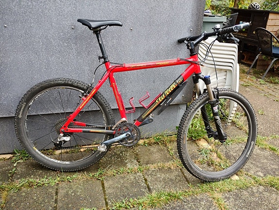 Product image 1 of 6