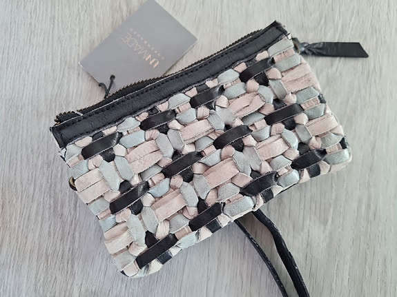 Product image 1 of 8