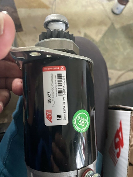 Product image 1 of 2