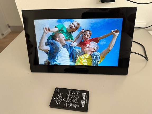 Product image 1 of 8