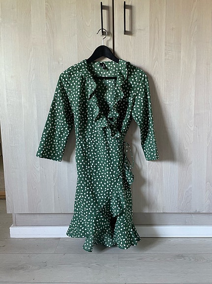 Product image 1 of 7